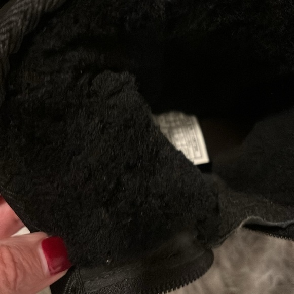 UGG WINTER BOOTS  US SZ 7 - Picture 9 of 13